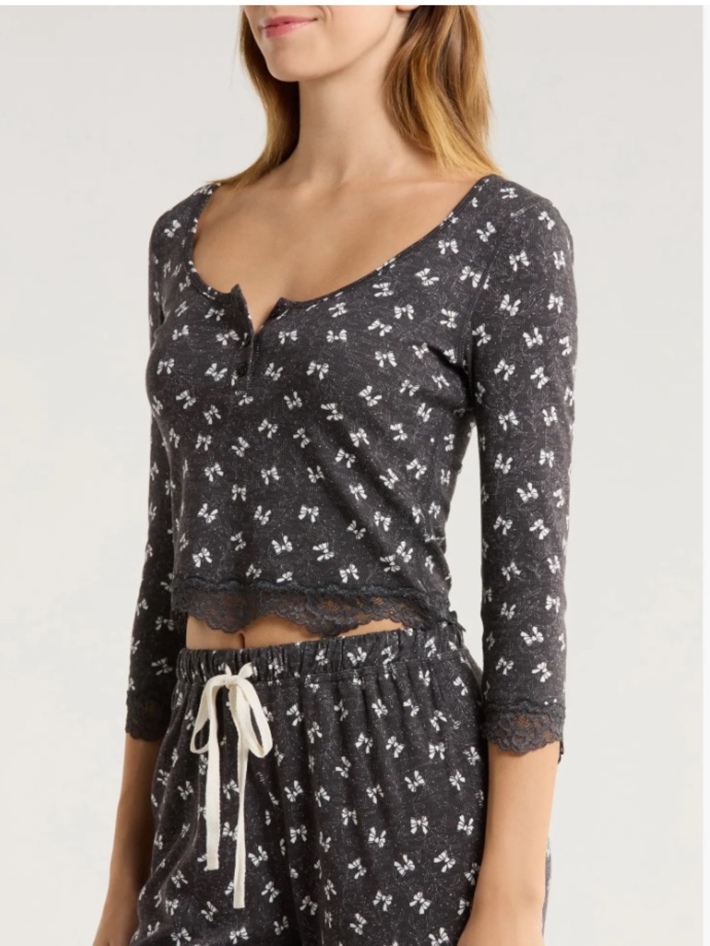 Intimately free people Dark Gray/black  Lace-Hem Long Sleeve crop Top Sz M